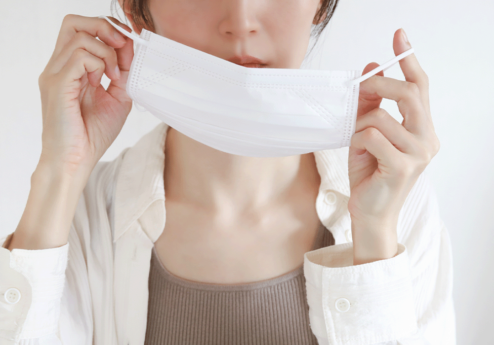 マスク女性